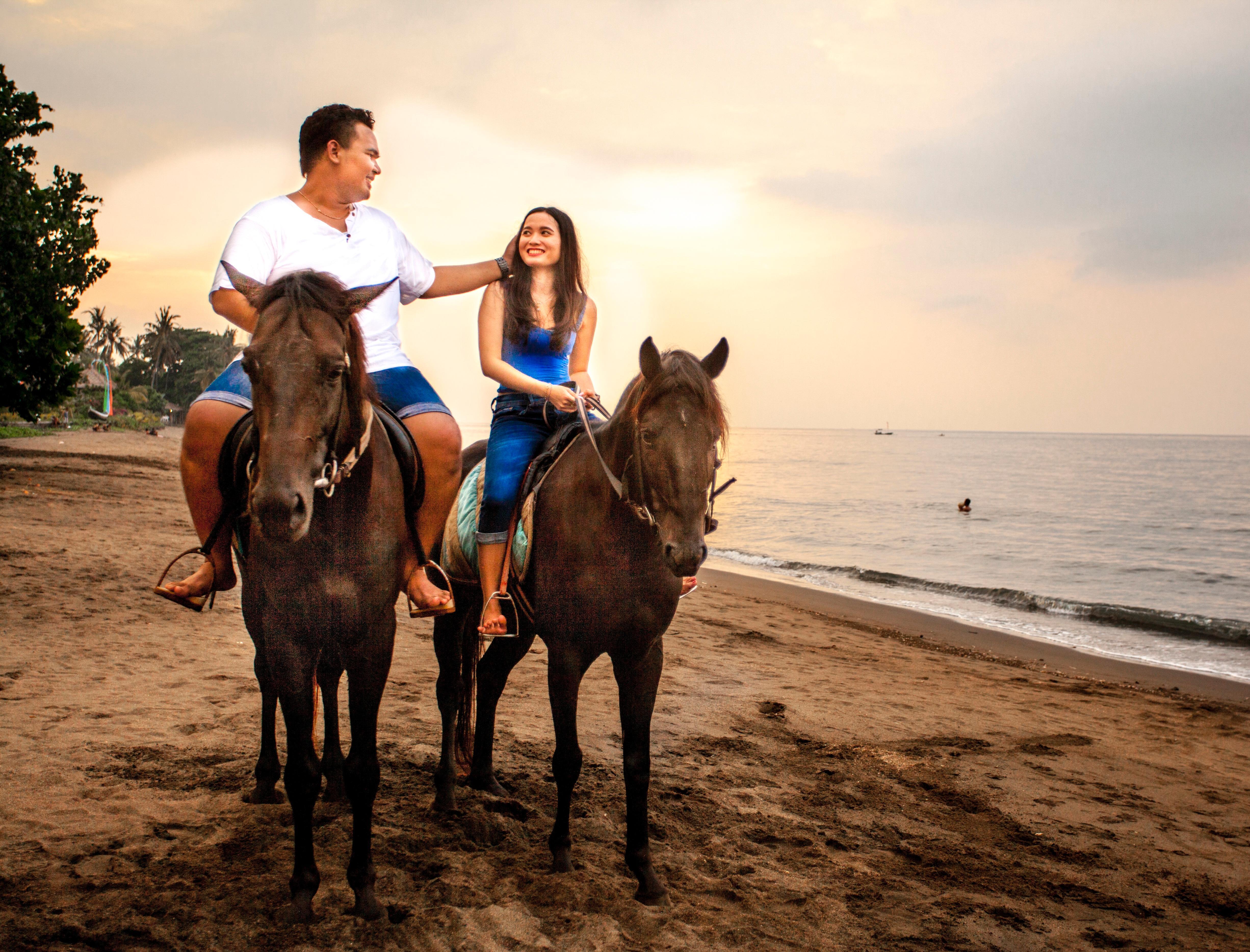 Collection O 90805 Aditya Beach Resort And Spa Lovina Exteriör bild